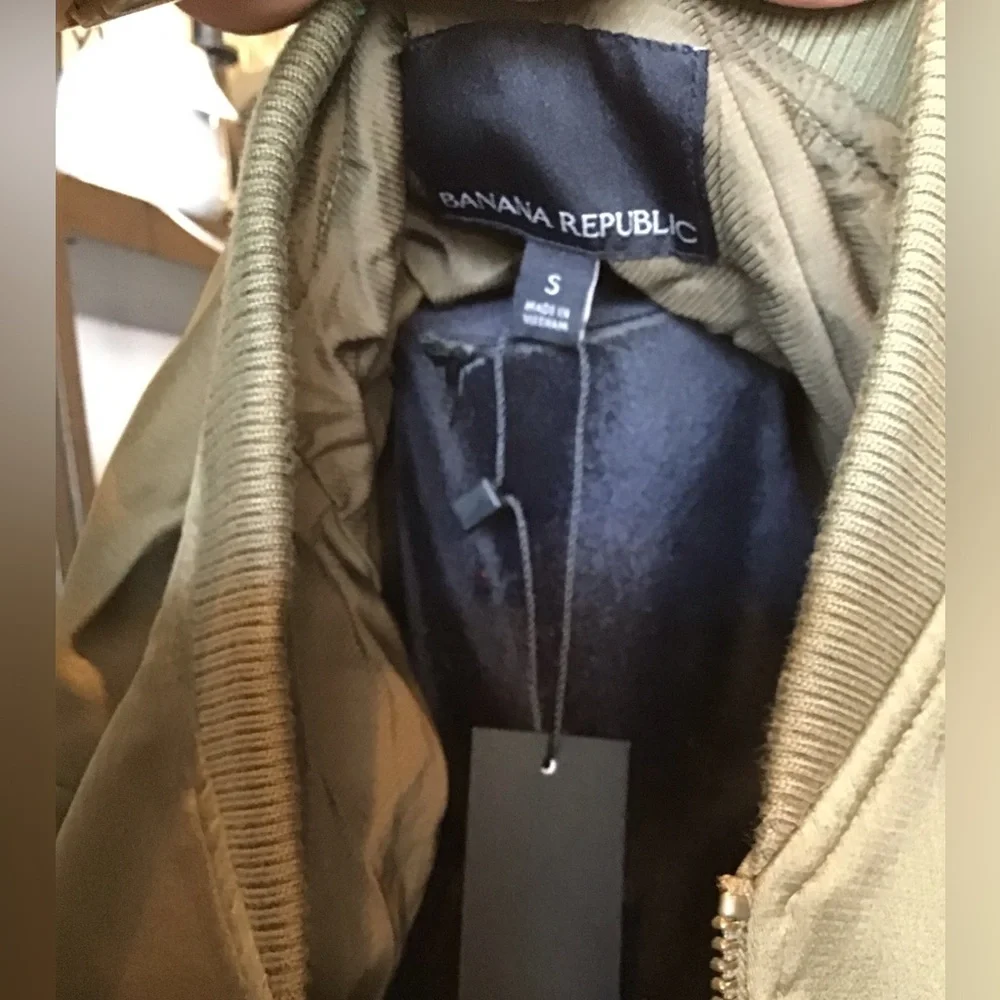 Banana republic Olive Green Bomber Jacket sz S - Picture 3 of 5